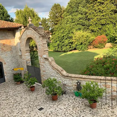 Borgo Palazzo Steffaneo Bed & Breakfast San Vito al Torre