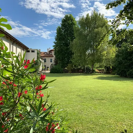 Borgo Palazzo Steffaneo Bed & Breakfast San Vito al Torre