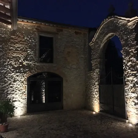 Borgo Palazzo Steffaneo 住宿加早餐酒店 San Vito al Torre