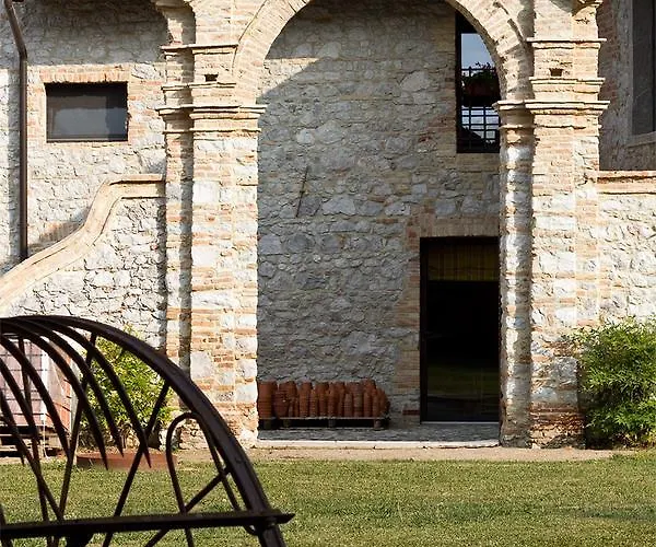 Bed & Breakfast Borgo Palazzo Steffaneo 4*